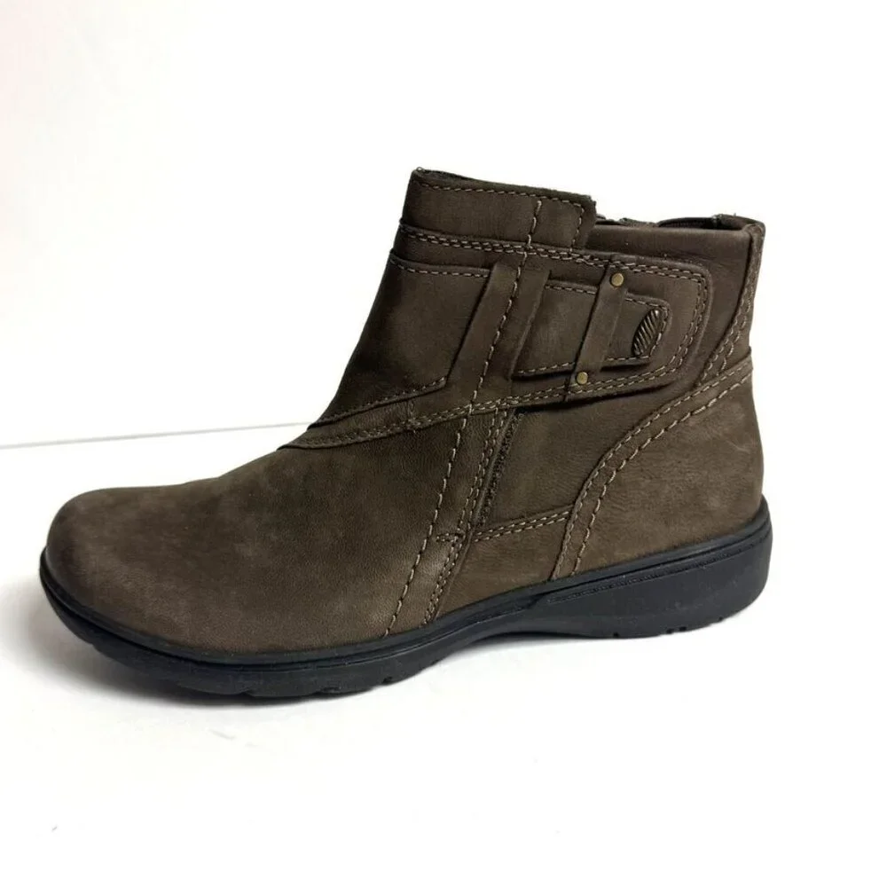 Clark’s Womens Carleigh Style Boot Brown Size 8 M